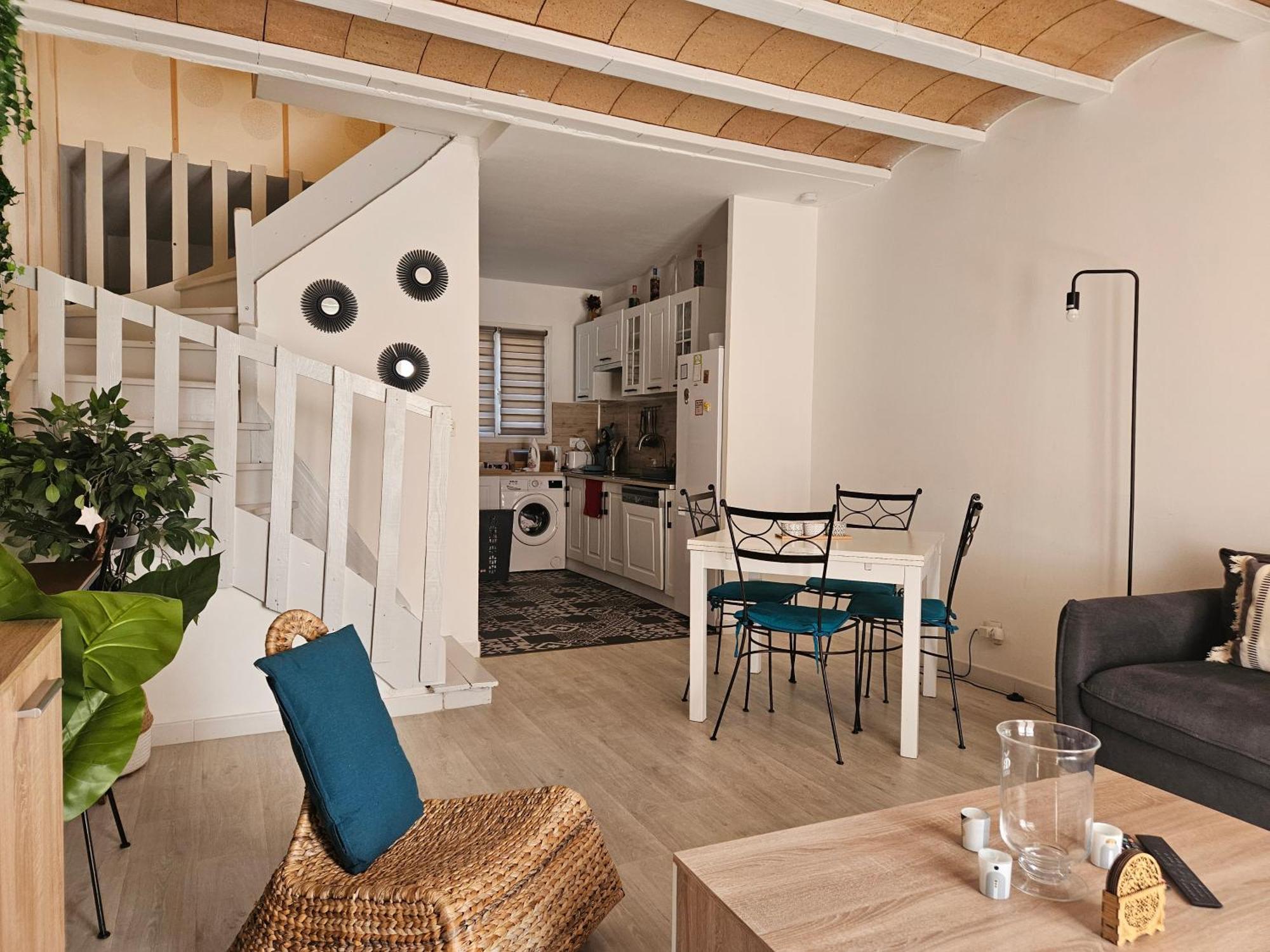 Maison Chaleureuse A Uzès Extérieur photo