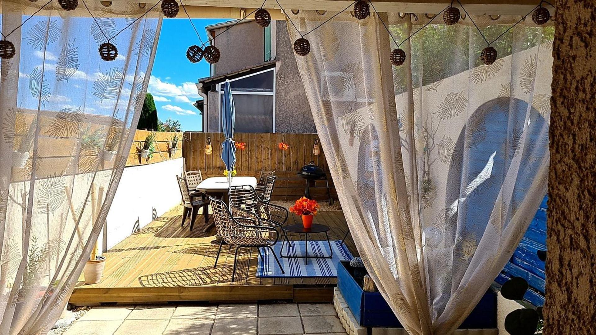 Maison Chaleureuse A Uzès Extérieur photo