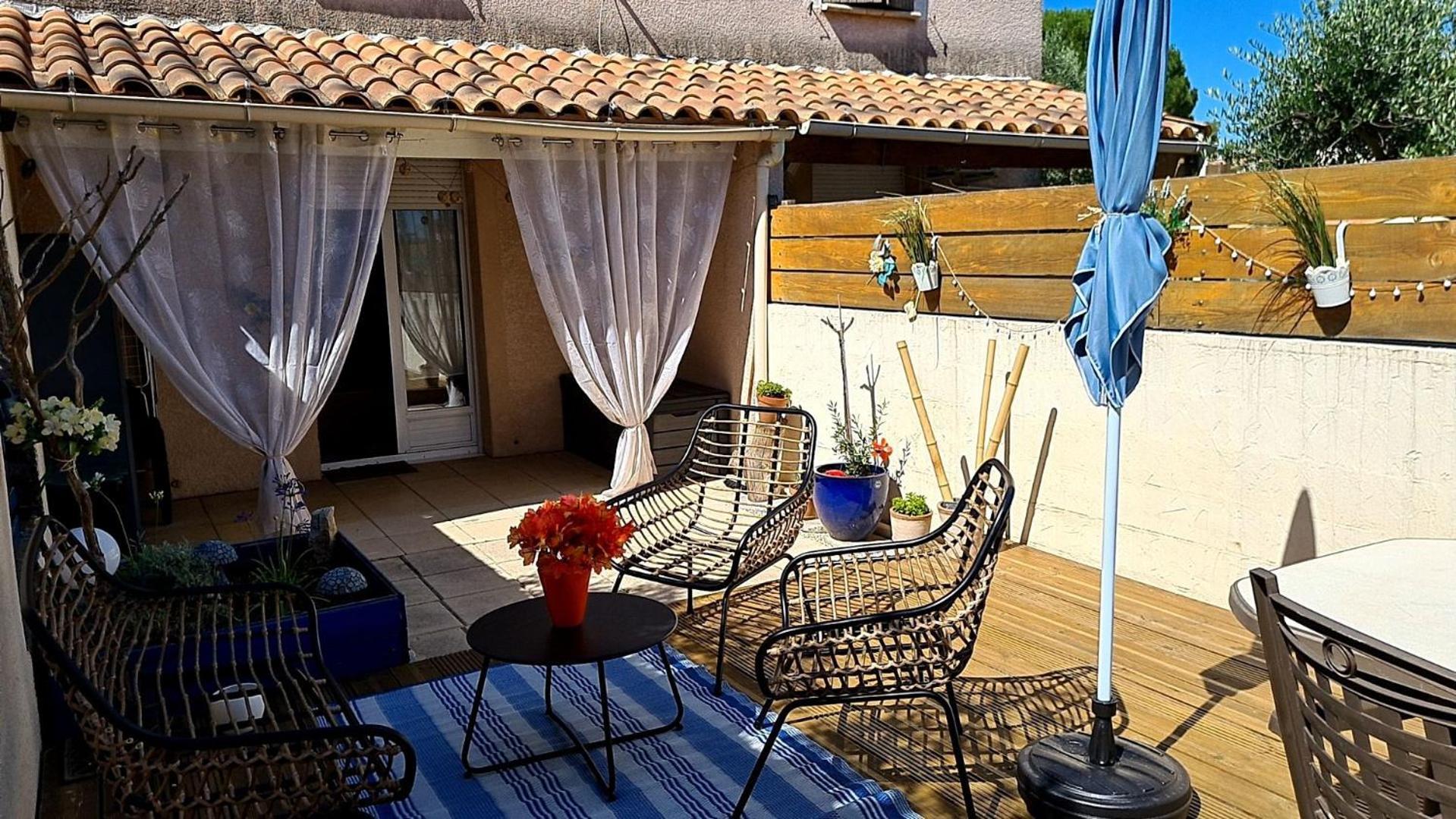 Maison Chaleureuse A Uzès Extérieur photo